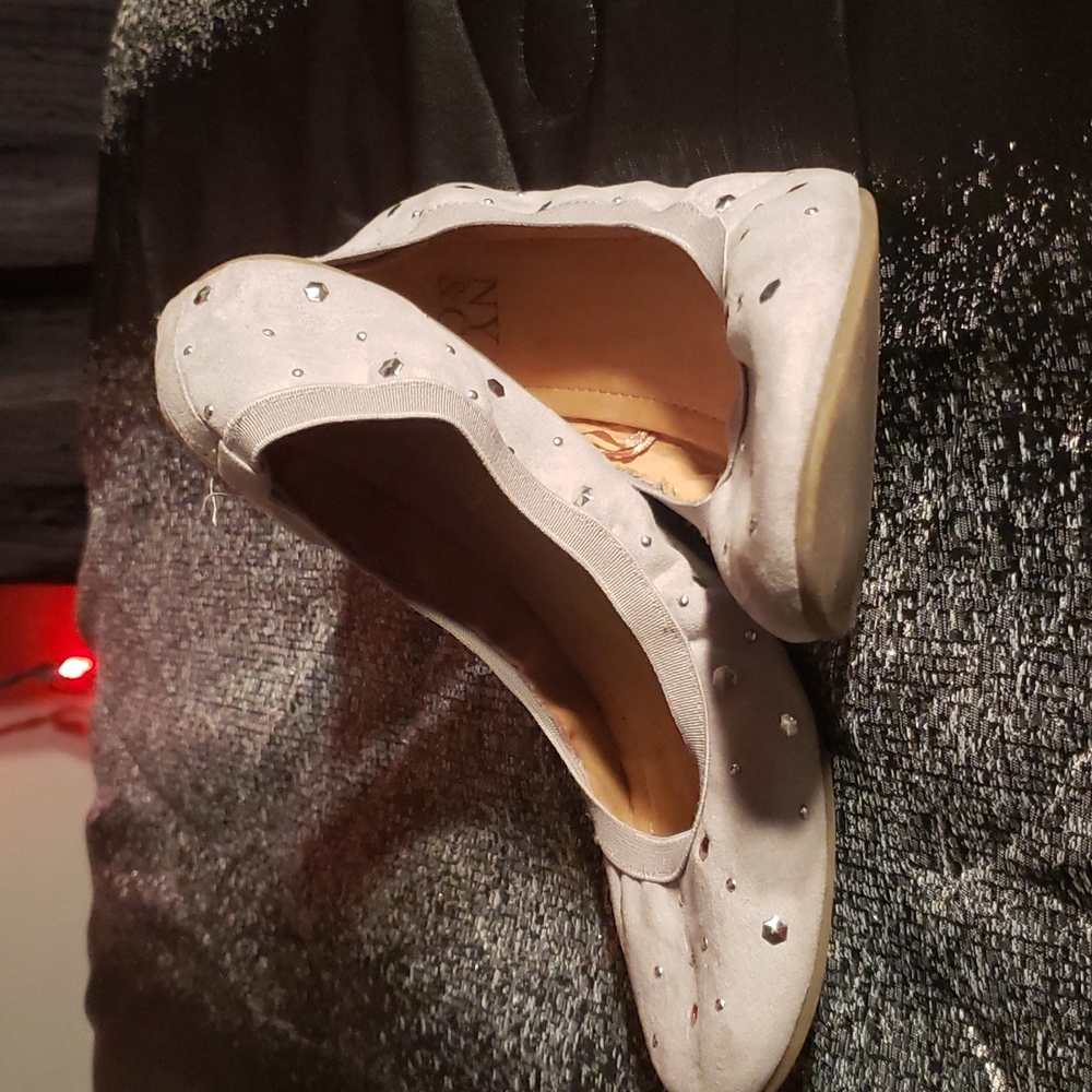 New York & Company flats shoes size9 gray